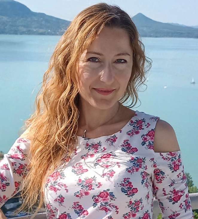 Hajas Viktória